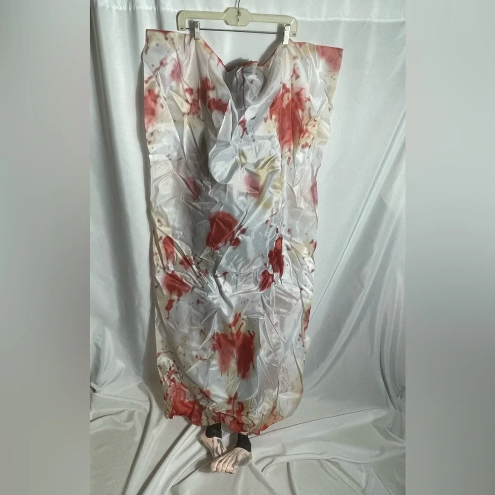 Prextex Hanging Bloody Corpse Halloween Prop with Feet Hand Painted 5ft Tall